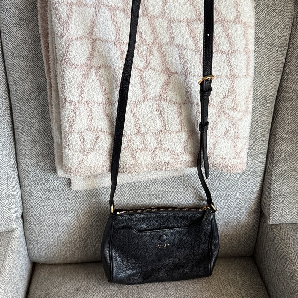 Marc Jacobs Black Leather Crossbody Bag